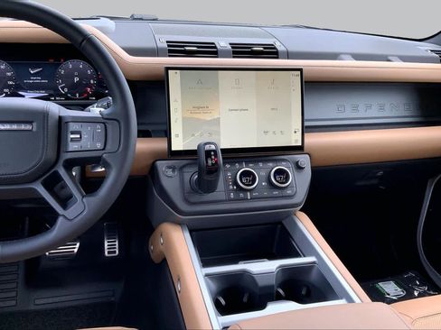 New 2026 Land Rover Defender 130 V8 AWD/4WD image 8