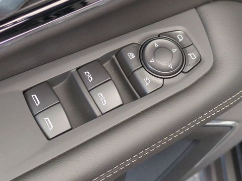 Used 2026 GMC Yukon Elevation RWD image 26