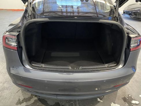 Used 2017 Tesla Model 3 image 8