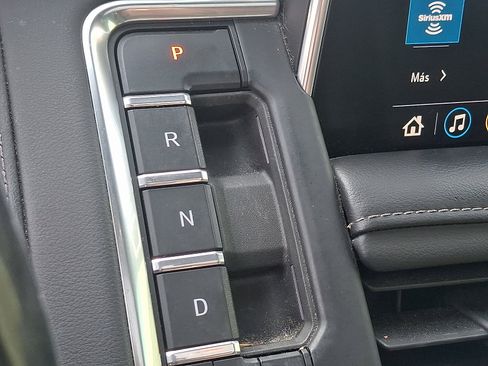 Used 2021 Chevrolet Tahoe Z71 w/ Z71 Signature Package image 15