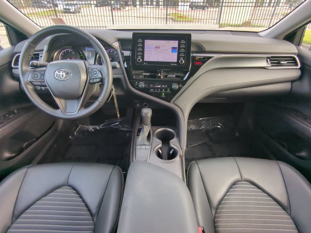 Used 2024 Toyota Camry SE FWD image 15