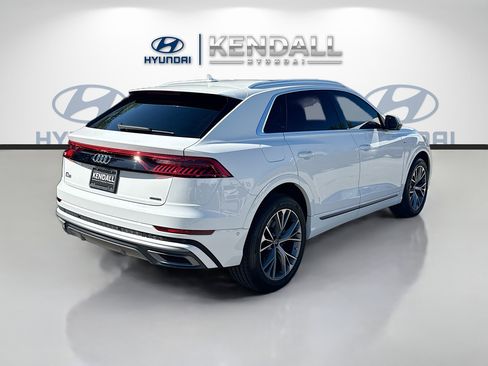 Used 2023 Audi Q8 Premium Plus AWD/4WD image 6