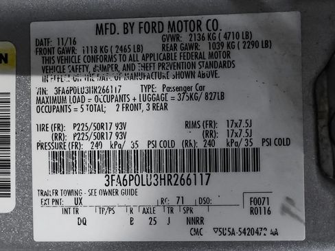 Used 2017 Ford Fusion SE FWD image 56