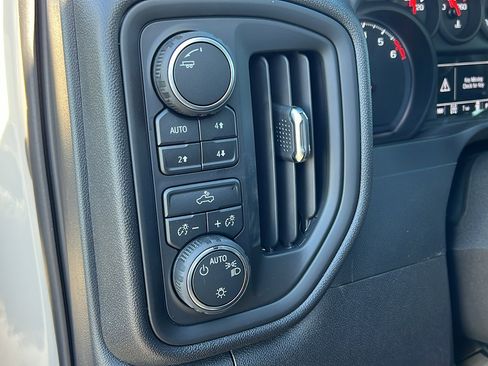 New 2026 Chevrolet Silverado 1500 Custom Trail Boss w/ LPO, Dark Essentials Package image 28