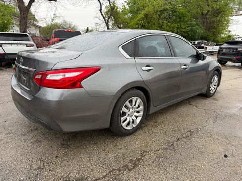 Used 2017 Nissan Altima 2.5 S w/ Power Driver Seat Package image 5