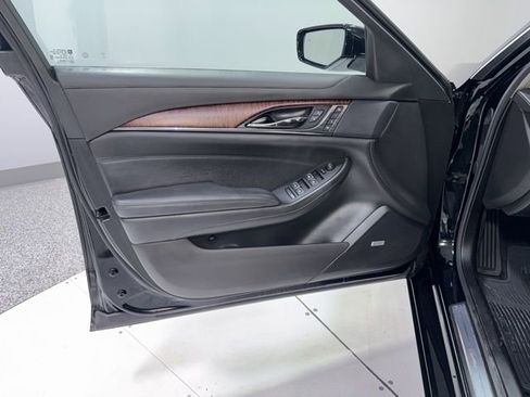 Used 2019 Cadillac CTS Luxury image 13