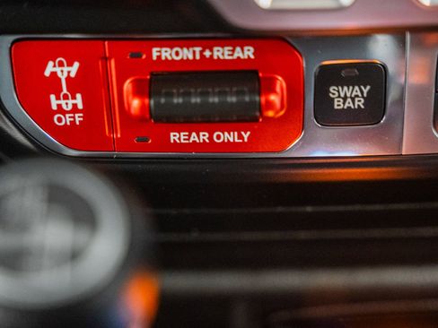 Used 2018 Jeep Wrangler Rubicon image 30