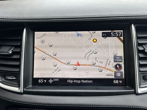 Used 2020 INFINITI QX50 Luxe w/ Navigation Package AWD/4WD image 17
