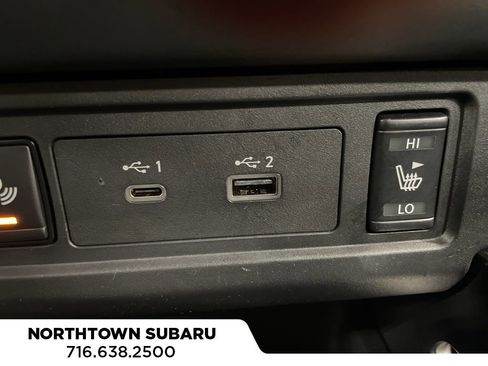 Used 2022 Nissan Frontier SV w/ SV Premium Package image 10