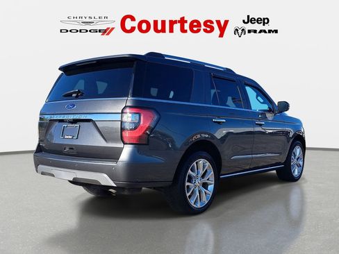 Used 2019 Ford Expedition Limited w/ Equipment Group 302A AWD/4WD image 5