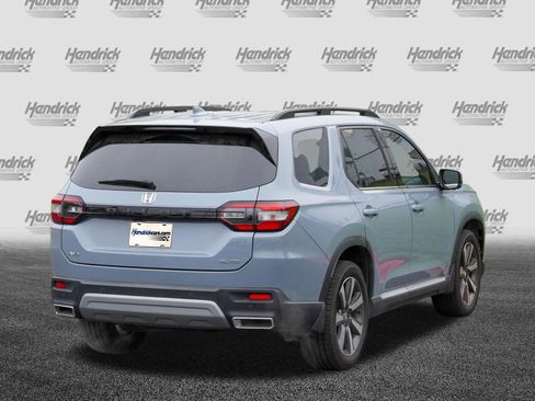 Used 2023 Honda Pilot Elite image 8