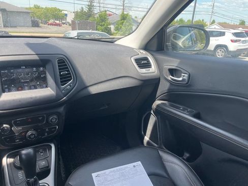 Used 2021 Jeep Compass Latitude w/ Convenience Group AWD/4WD image 13