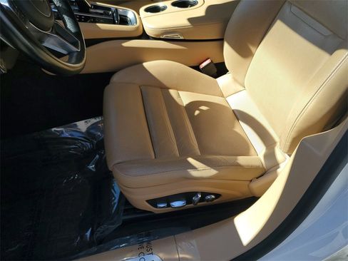 Used 2018 Porsche Panamera 4 w/ Premium Package Plus image 22