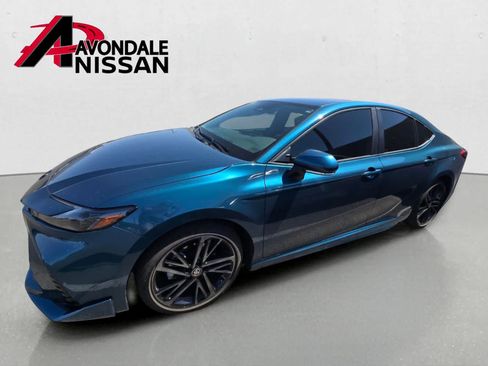 Used 2025 Toyota Camry XSE FWD image 2