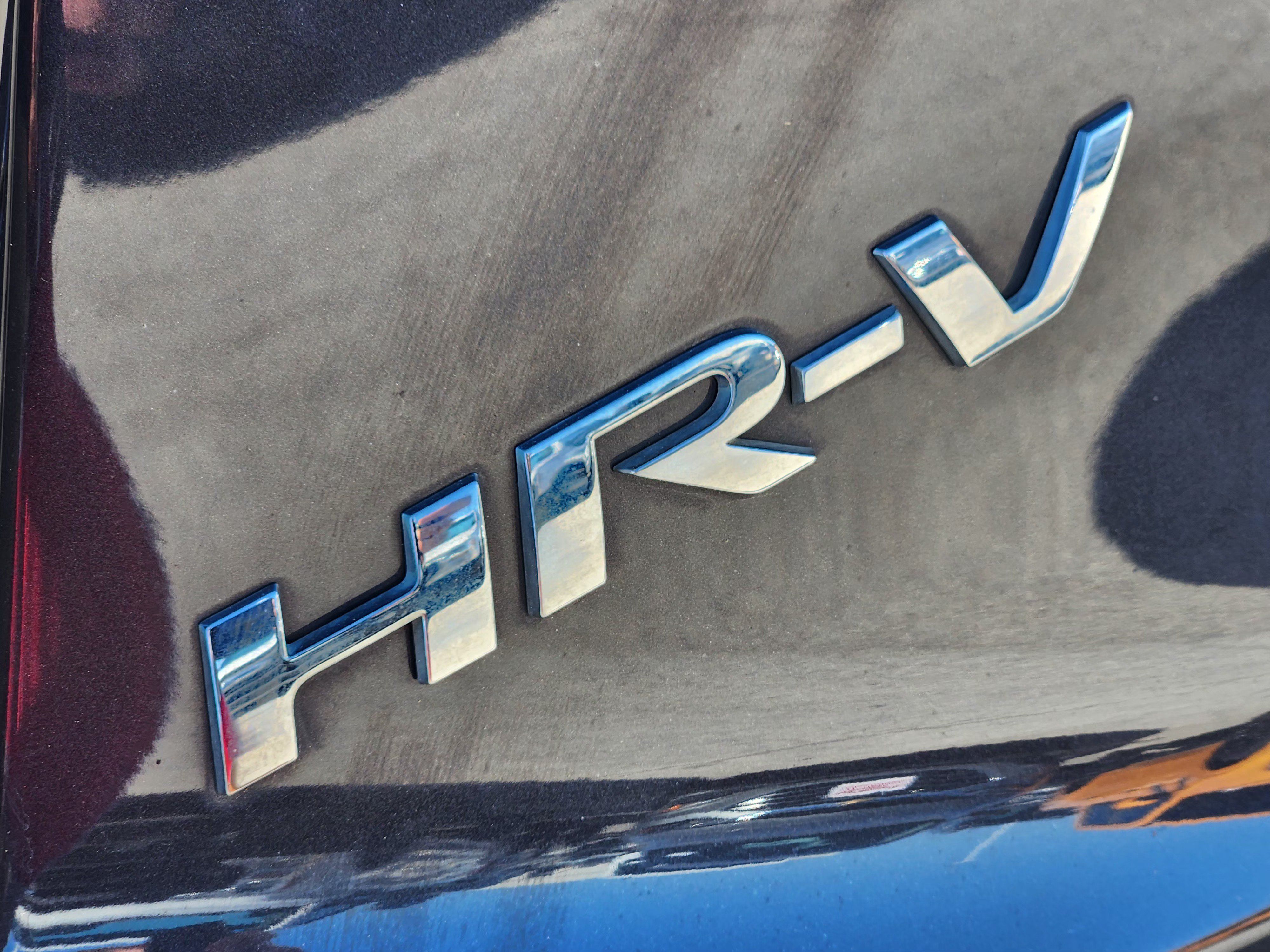 Used 2016 Honda HR-V EX image 12