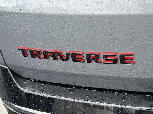 Used 2024 Chevrolet Traverse Premier w/ Redline Edition image 9