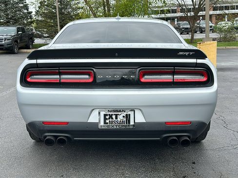 Used 2019 Dodge Challenger R/T Scat Pack RWD image 5