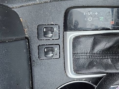Used 2018 Toyota Highlander XLE AWD/4WD image 8