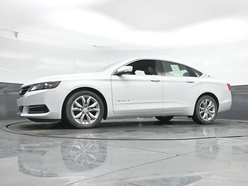 Used 2016 Chevrolet Impala LT image 44