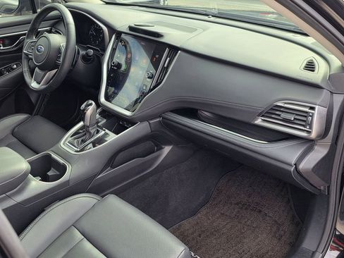 Certified 2022 Subaru Outback Limited image 11