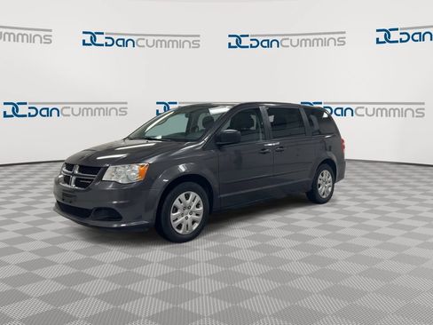 Used 2017 Dodge Grand Caravan SE w/ Power Window Group FWD image 4