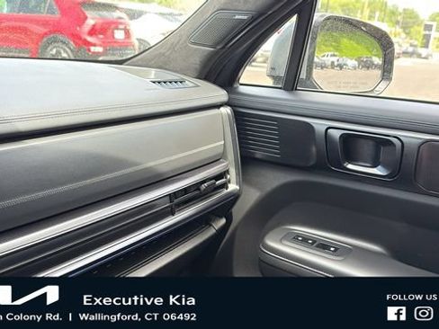 Used 2024 Hyundai Santa Fe Calligraphy AWD/4WD image 22