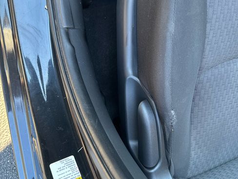 Used 2017 Mitsubishi Mirage ES image 19