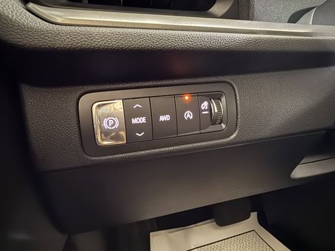 New 2026 Chevrolet Traverse LT image 23