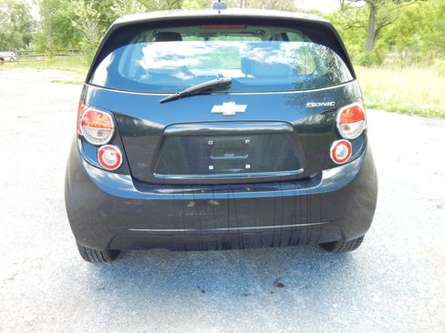 Used 2015 Chevrolet Sonic LS FWD image 8