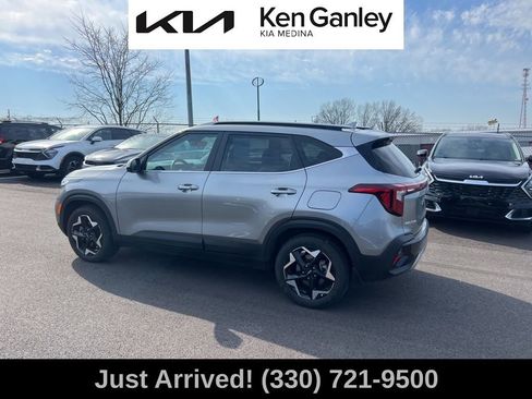 Certified 2024 Kia Seltos EX image 8