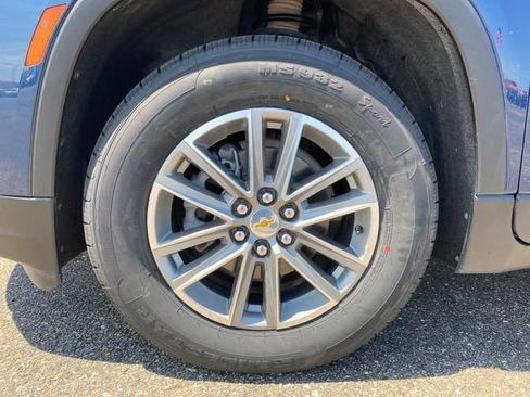 Certified 2023 Chevrolet Traverse LT FWD image 22