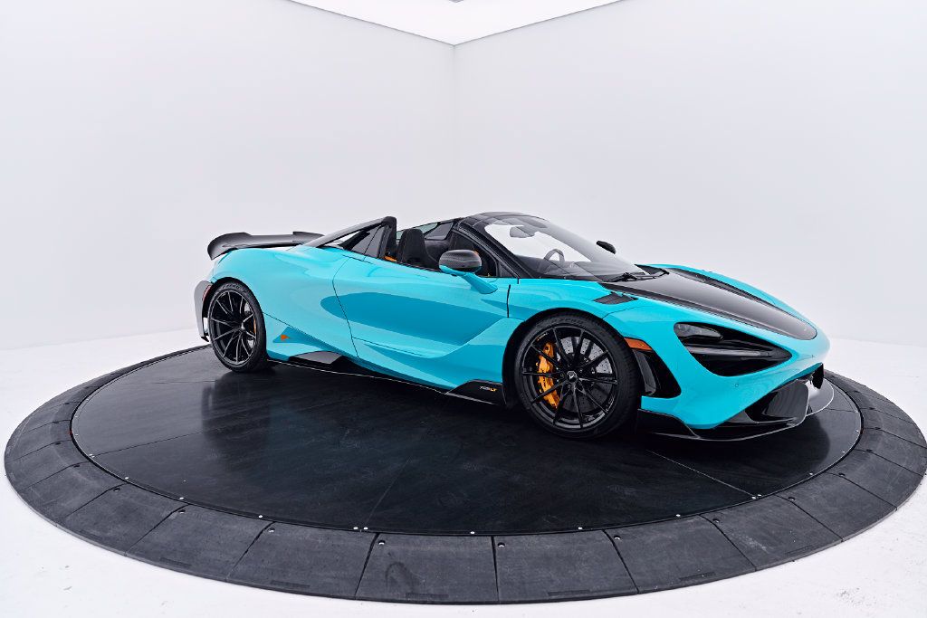 Used 2022 McLaren 765LT RWD image 32