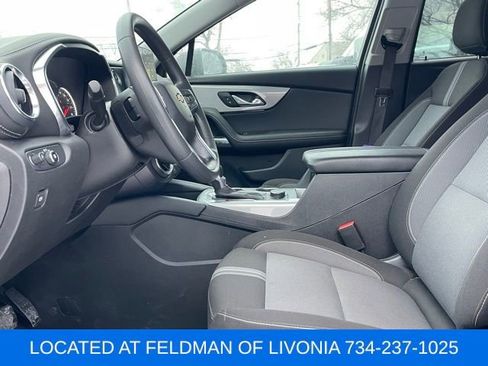 Used 2025 Chevrolet Blazer LT image 6
