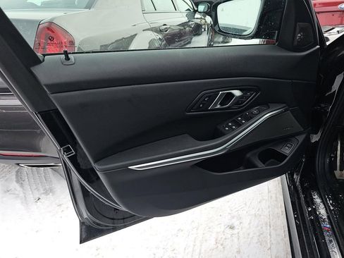 Used 2025 BMW M340i xDrive image 12