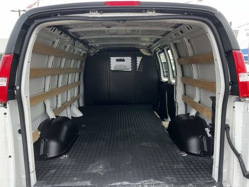 Used 2024 Chevrolet Express 2500 w/ Driver Convenience Package RWD image 14