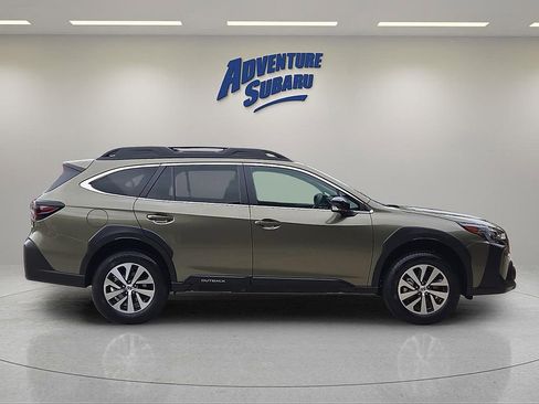 Certified 2025 Subaru Outback Premium w/ Popular Package #1A image 7