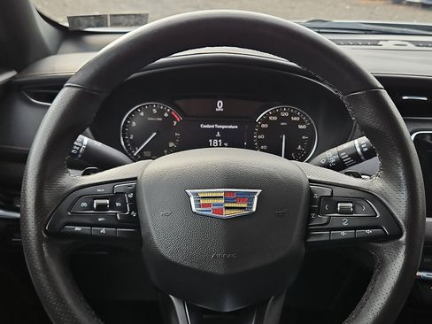 Used 2019 Cadillac XT4 Sport image 18
