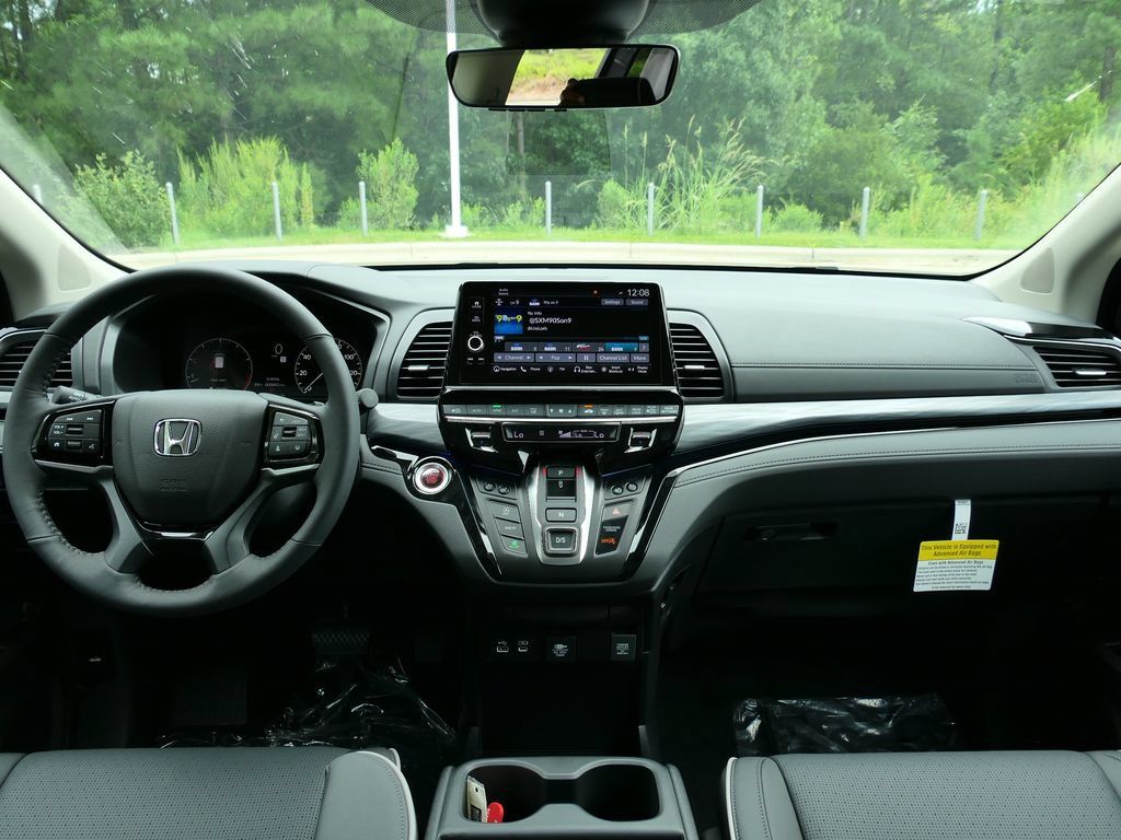 New 2026 Honda Odyssey Elite image 17