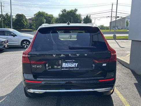 Certified 2023 Volvo XC60 T8 Ultimate w/ Climate Package AWD/4WD image 26