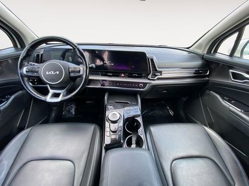 Used 2023 Kia Sportage EX image 10