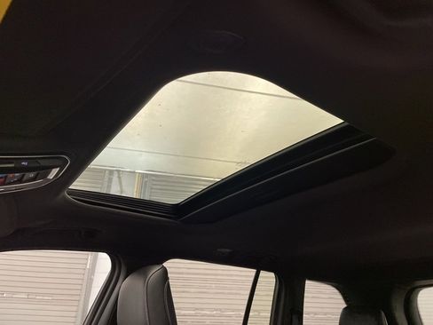 New 2025 Jeep Grand Cherokee Altitude image 14