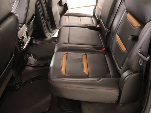 Used 2023 GMC Sierra 1500 AT4 AWD/4WD image 14