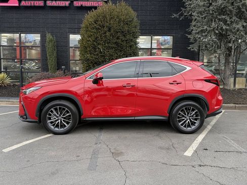 Used 2023 Lexus NX 250 FWD image 9