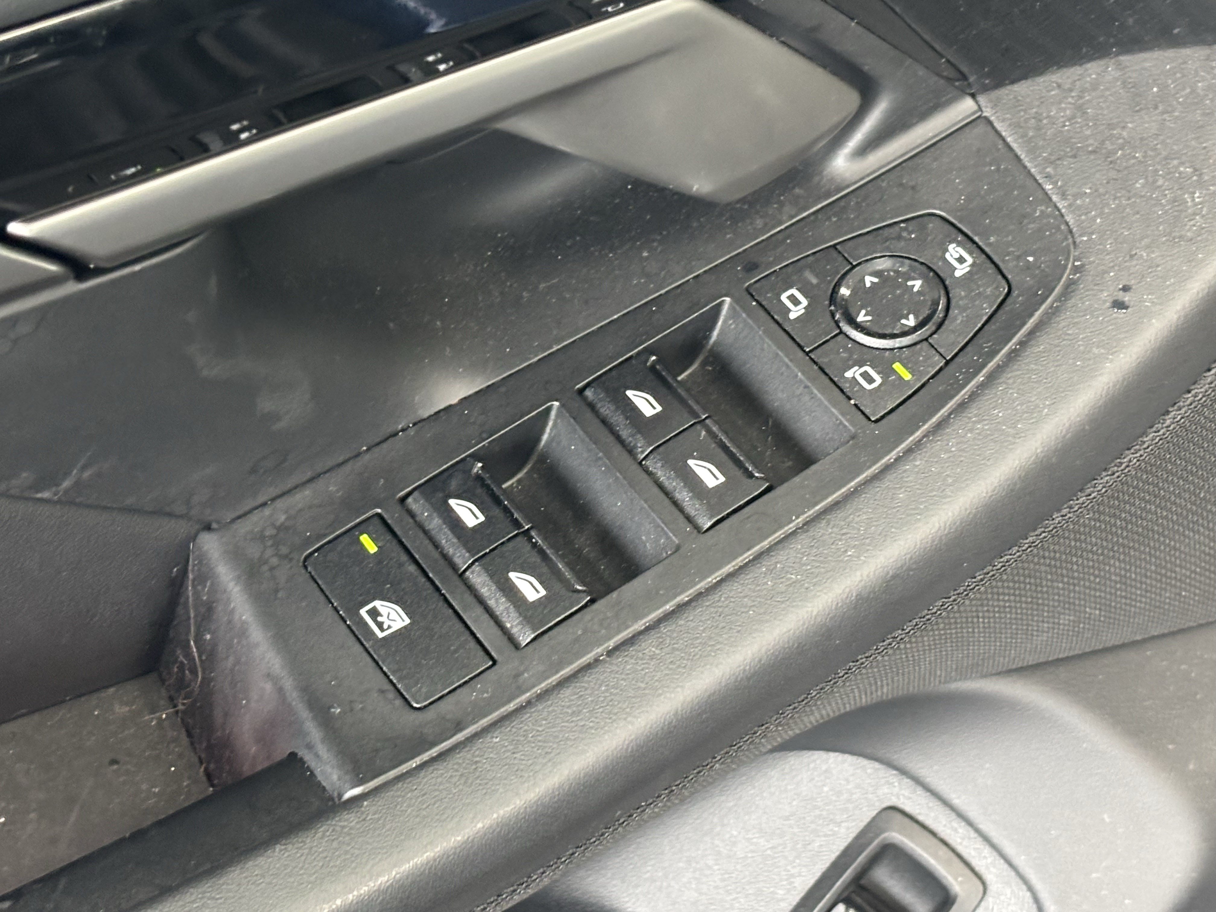 Certified 2024 BMW 530i RWD image 15