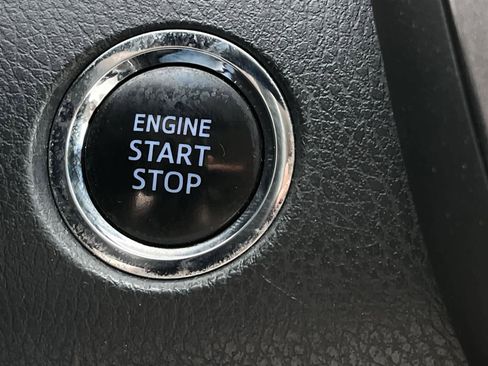 Used 2018 Toyota Camry L image 26