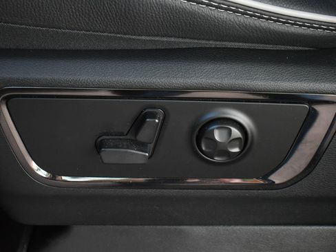 Used 2026 RAM 1500 Limited AWD/4WD image 14