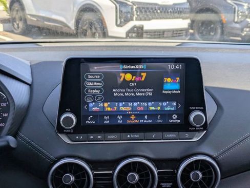 Used 2025 Nissan Sentra SV FWD image 17
