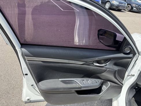 Used 2017 Honda Civic EX image 15