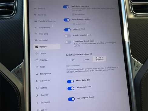 Used 2016 Tesla Model S 90D image 31