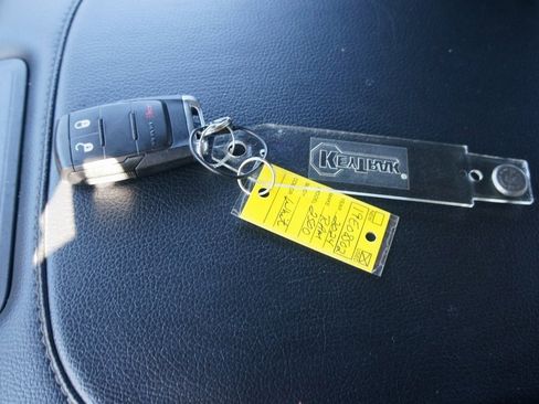 Used 2024 RAM 2500 Big Horn image 32